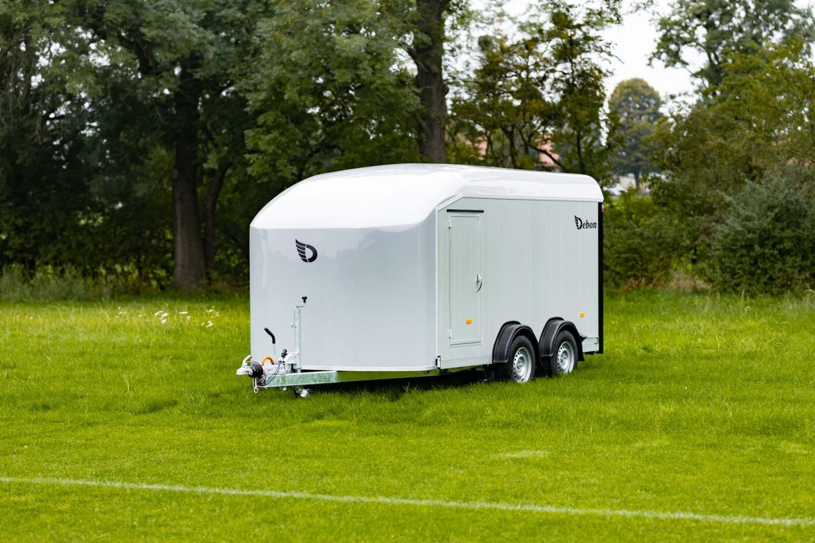 Fourgon Debon Roadster 800