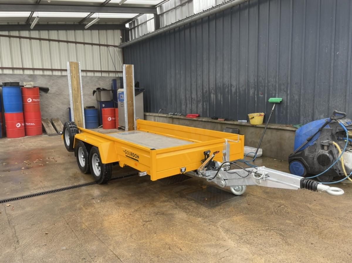 Porte-engins Gourdon VPR 350